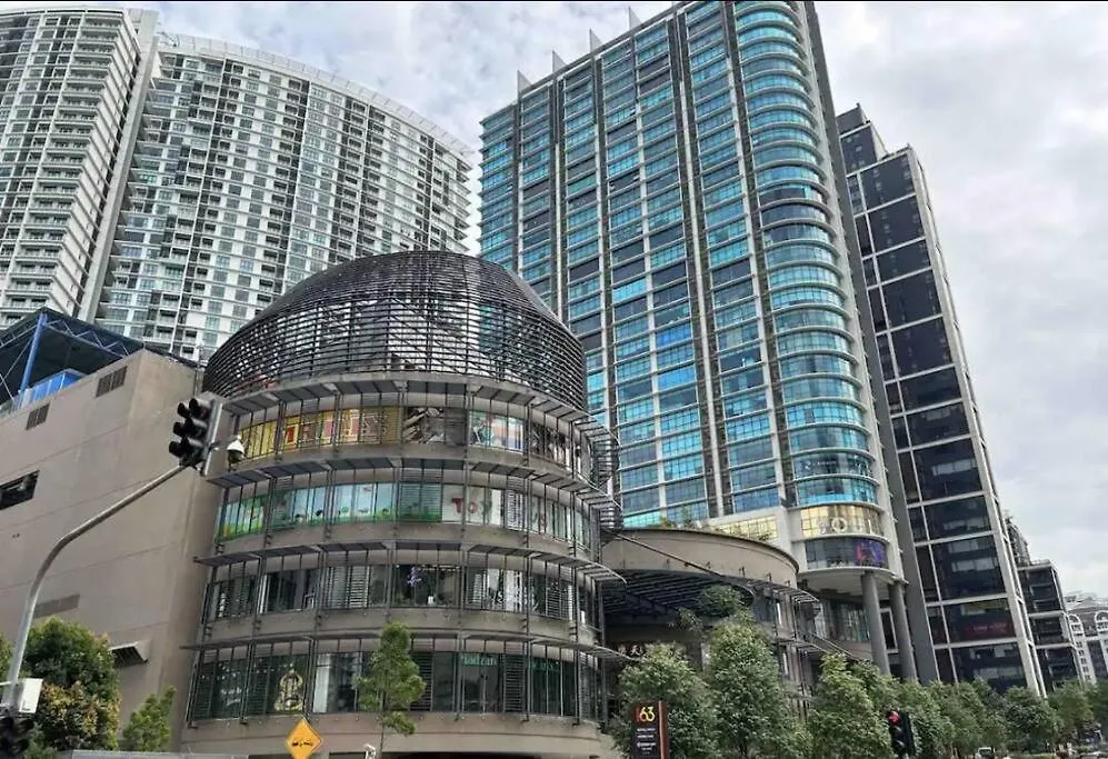 Ooak Residence In Mont Kiara, Kuala Lumpur Apartment